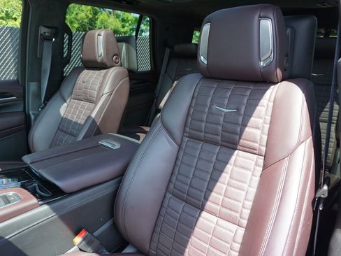 Used 2023 Cadillac Escalade V w/ LPO, Floor Liner Package image 44