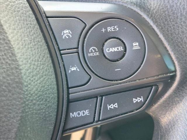 Used 2023 Toyota Corolla LE FWD image 13
