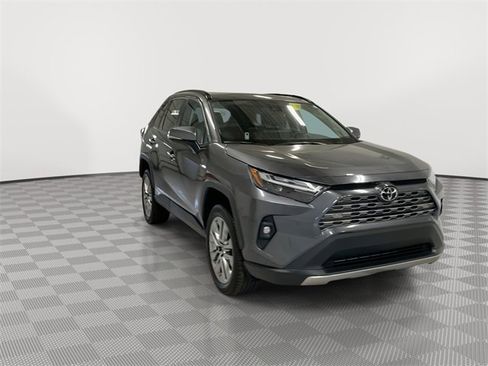 Used 2025 Toyota RAV4 Limited image 13
