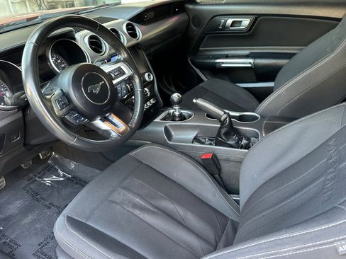 Used 2020 Ford Mustang GT w/ Equipment Group 301A image 10