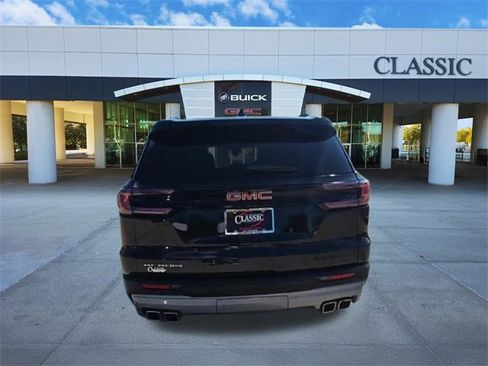 Used 2025 GMC Acadia Elevation image 7
