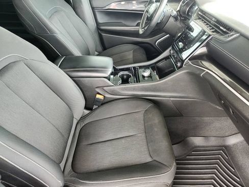 Used 2021 Jeep Grand Cherokee L Laredo w/ Luxury Tech Group I RWD image 13