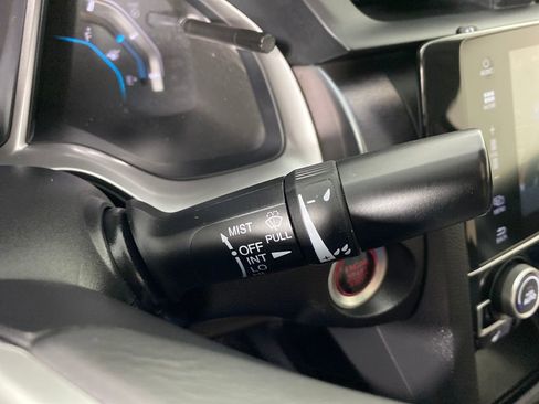 Used 2018 Honda Civic EX-L image 17