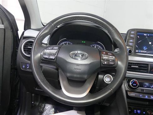 Used 2021 Hyundai Kona Ultimate w/ Cargo Package FWD image 30