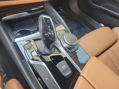 Used 2019 BMW 540i RWD image 23