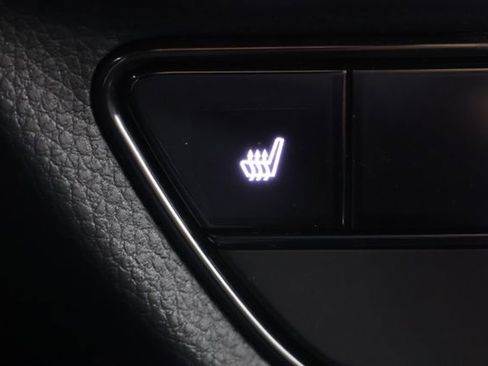 Certified 2025 Honda HR-V Sport image 16