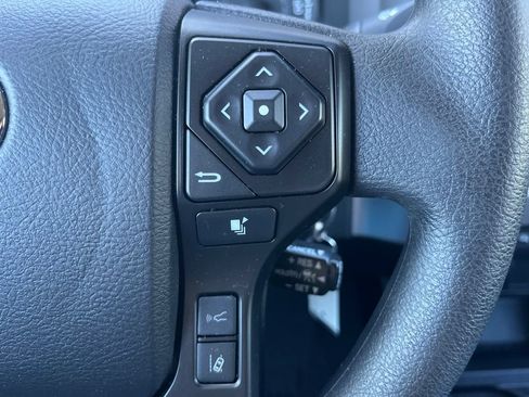 Used 2023 Toyota Tacoma SR AWD/4WD image 17