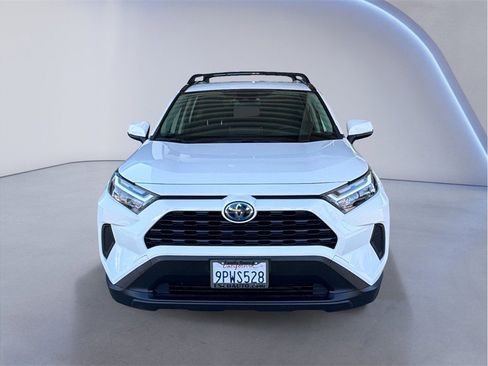 Used 2024 Toyota RAV4 LE AWD/4WD image 2