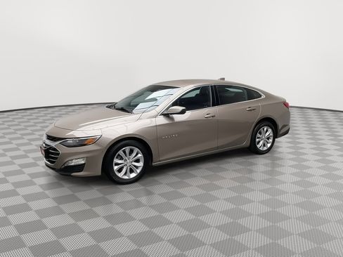 Used 2023 Chevrolet Malibu LT w/ Driver Confidence Package image 32