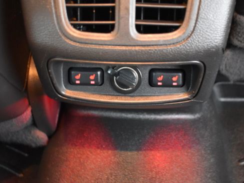 Used 2017 Ford Taurus Limited image 28