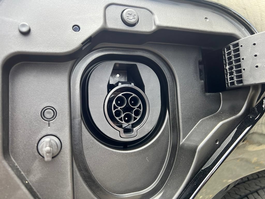 New 2026 Toyota RAV4 SE AWD/4WD image 9