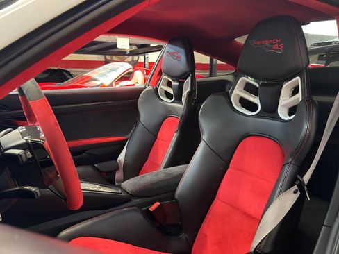Used 2018 Porsche 911 GT2 RS RWD image 25