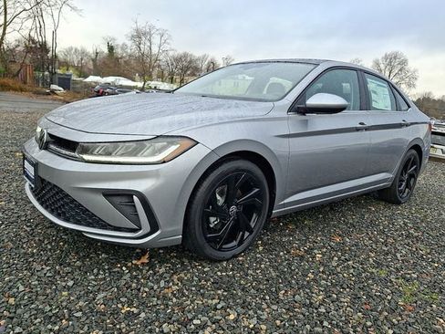 New 2026 Volkswagen Jetta SE w/ Black Wheel Package image 2