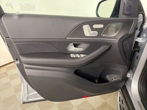 New 2026 Mercedes-Benz GLS 450 4MATIC image 12