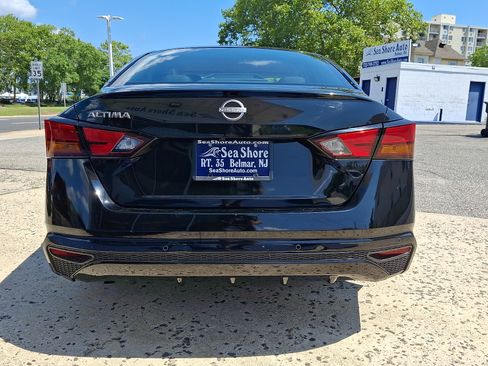 Used 2023 Nissan Altima 2.5 S FWD image 5
