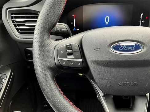Used 2024 Ford Escape ST-Line w/ Tech Pack #1 image 18