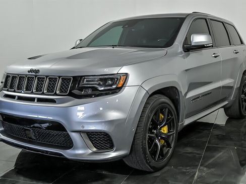 Used 2020 Jeep Grand Cherokee Trackhawk w/ Trailer Tow Group IV AWD/4WD image 5
