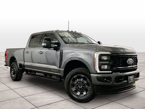 Used 2024 Ford F250 Lariat w/ Sport Appearance Package AWD/4WD image 2