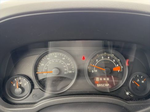 Used 2014 Jeep Compass Sport w/ Power Value Group image 18