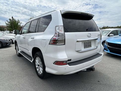 Used 2017 Lexus GX 460 Premium w/ Premium Package AWD/4WD image 5