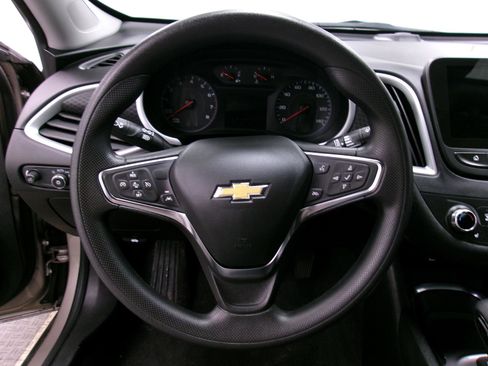 Used 2024 Chevrolet Malibu LT image 6