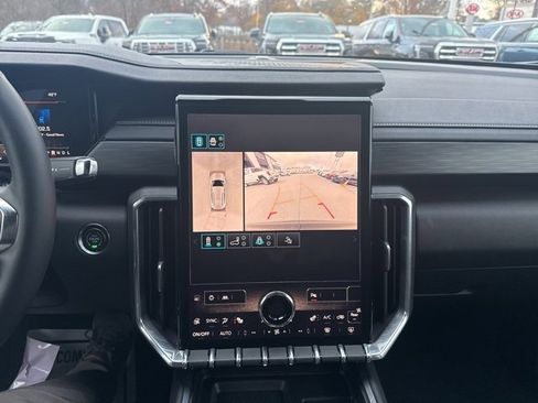 Certified 2025 GMC Acadia Elevation image 23