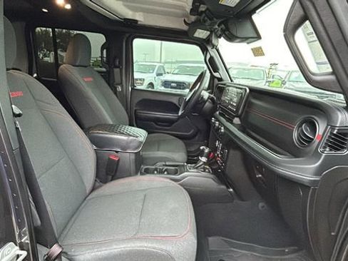Used 2024 Jeep Gladiator Rubicon image 11
