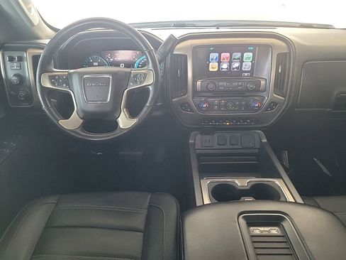 Used 2017 GMC Sierra 2500 Denali w/ Duramax Plus Package AWD/4WD image 18