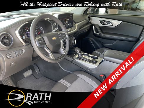 Used 2023 Chevrolet Blazer LT w/ Convenience Package FWD image 13