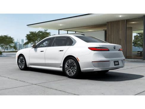 New 2025 BMW i7 eDrive50 image 2