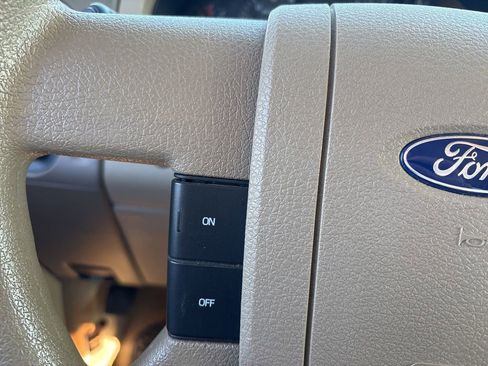 Used 2006 Ford F150 XLT image 19