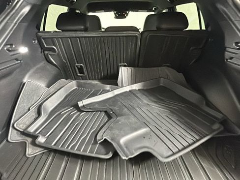 Used 2025 Chevrolet Equinox EV LT FWD image 33