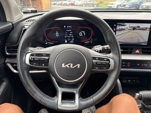 Used 2023 Kia Sportage EX image 22