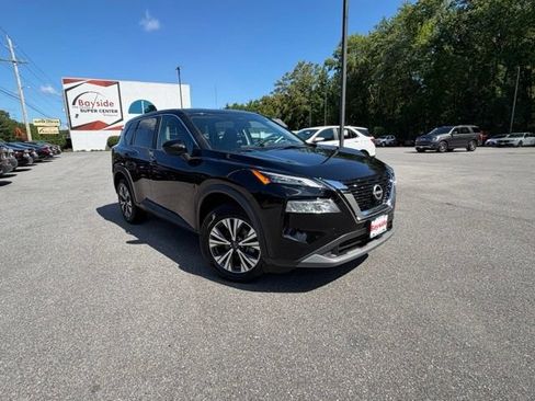 Used 2023 Nissan Rogue SV AWD/4WD image 2