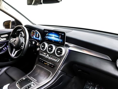 Certified 2022 Mercedes-Benz GLC 300 image 17
