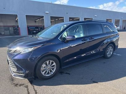Used 2022 Toyota Sienna LE