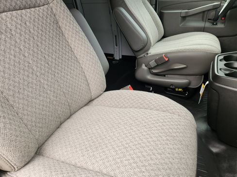 New 2025 Chevrolet Express 3500 Extended w/ Driver Convenience Package image 10