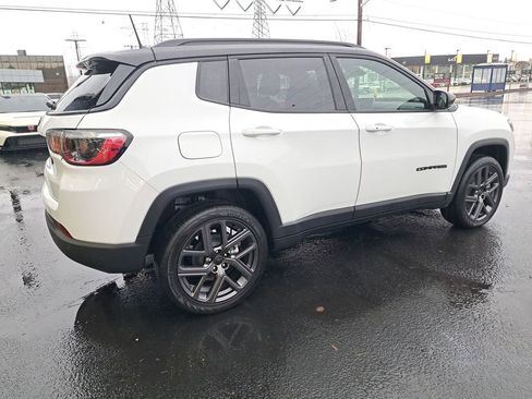 New 2026 Jeep Compass Limited w/ Sun, Sound & Navigation Group AWD/4WD image 5
