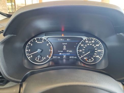 Used 2024 Nissan Altima 2.5 SV FWD image 15