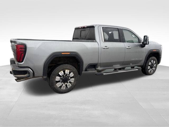 Used 2025 GMC Sierra 2500 Denali w/ Technology Package AWD/4WD image 5