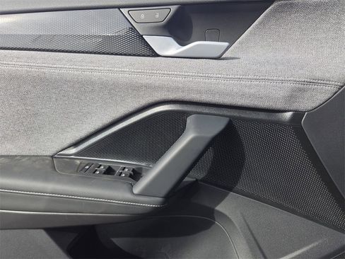 New 2026 Volkswagen Tiguan S image 18