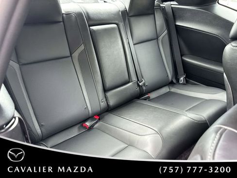 Used 2018 Dodge Challenger R/T Plus RWD image 13