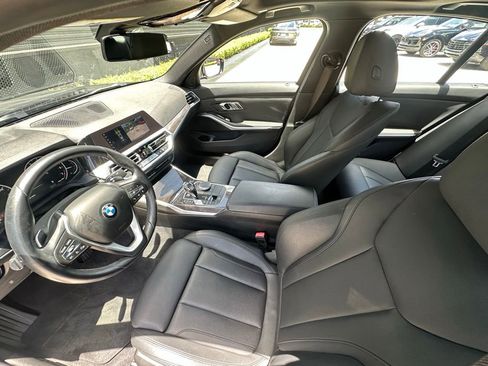 Used 2020 BMW 330i Sedan w/ Driving Assistance Package RWD image 4