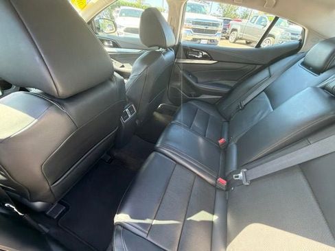 Used 2023 Nissan Maxima SV w/ Floor Mat Group FWD image 27