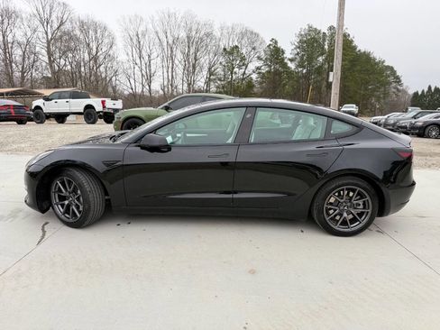 Used 2021 Tesla Model 3 Standard Range Plus image 7