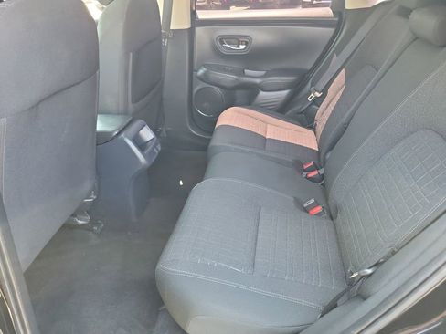 Certified 2024 Honda HR-V LX image 12