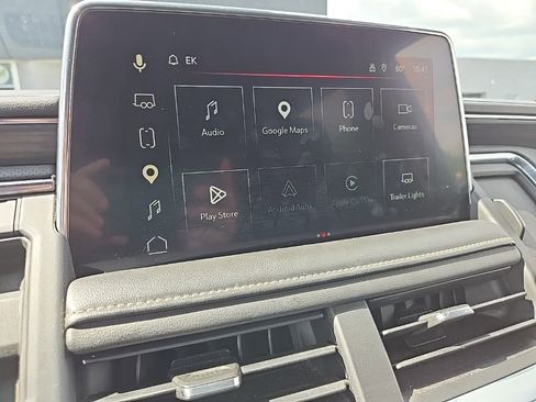 Used 2023 GMC Yukon XL SLT AWD/4WD image 14