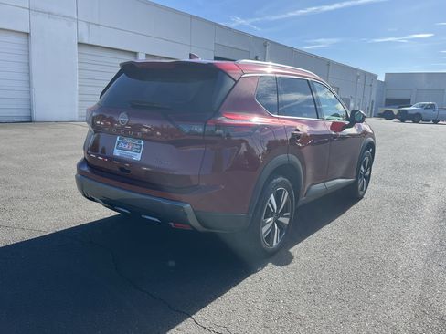 Used 2026 Nissan Rogue SL AWD/4WD image 5