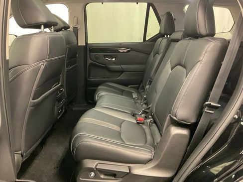 Used 2023 Honda Pilot Touring image 32