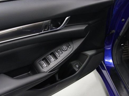 Used 2021 Honda Accord Sport image 22